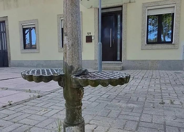 Casa Do Fontanario Em *